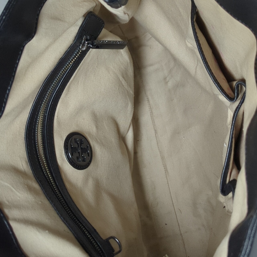 Tory Burch Robinson magazine tote shoulder bag - Picture 11 of 16